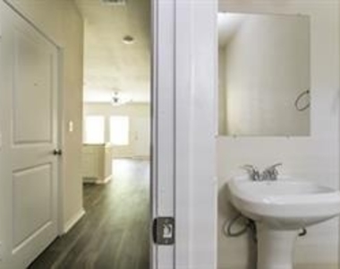 690 Union Street - Photo Thumbnail 5