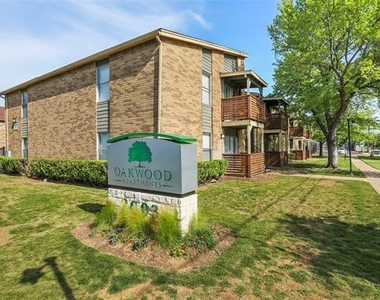 2001 Wesley Drive - Photo Thumbnail 9