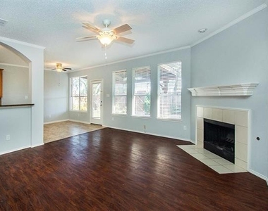 406 Leameadow Drive - Photo Thumbnail 1