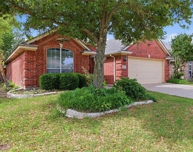 9008 Winding River Drive - Photo Thumbnail 3