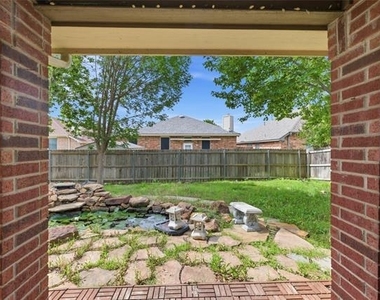 9008 Winding River Drive - Photo Thumbnail 28