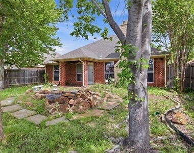9008 Winding River Drive - Photo Thumbnail 27