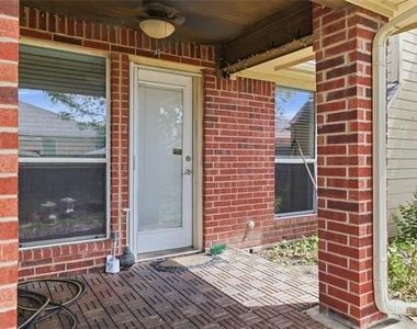 9008 Winding River Drive - Photo Thumbnail 26