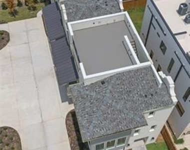 1031 Mobile Street - Photo Thumbnail 22
