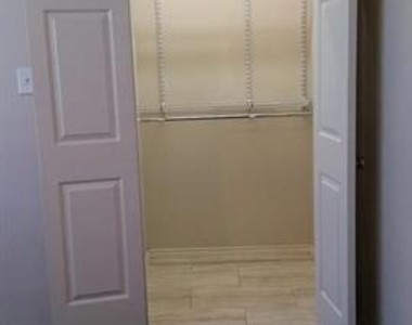 304 Fulton Street - Photo Thumbnail 5