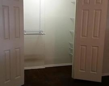 304 Fulton Street - Photo Thumbnail 8