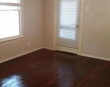 304 Fulton Street - Photo Thumbnail 9