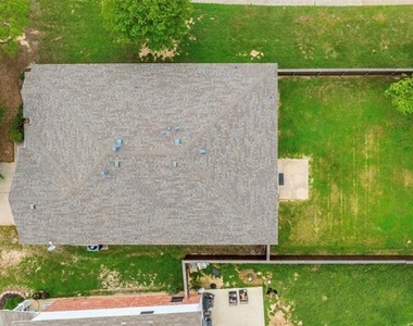1001 Campbell Drive - Photo Thumbnail 17