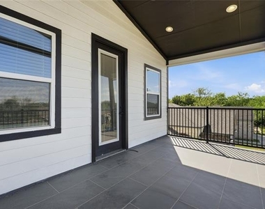 3316 Nomas Street - Photo Thumbnail 20