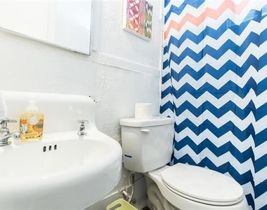 320 W Canty Street - Photo Thumbnail 5