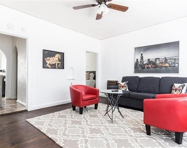 320 W Canty Street - Photo Thumbnail 8