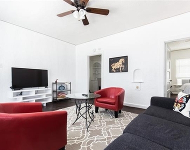320 W Canty Street - Photo Thumbnail 7