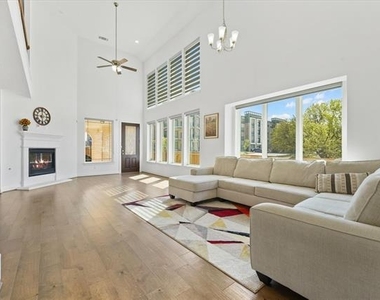 1549 Pirene Alley - Photo Thumbnail 6