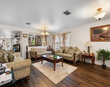 1315 Foster Street - Photo Thumbnail 2