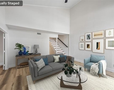 734 Sceptre Circle - Photo Thumbnail 2