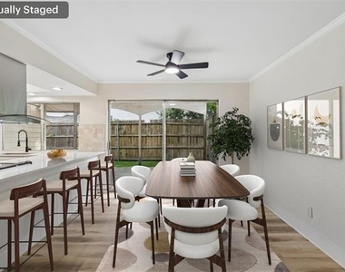 734 Sceptre Circle - Photo Thumbnail 11