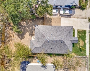 4220 Hamilton Avenue - Photo Thumbnail 15