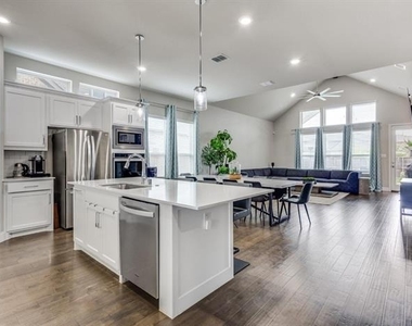 3346 River Trail - Photo Thumbnail 2