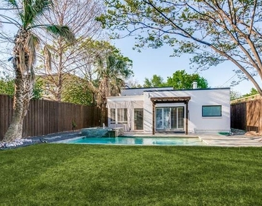 5454 Vickery Boulevard - Photo Thumbnail 4