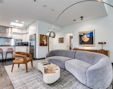 5454 Vickery Boulevard - Photo Thumbnail 8