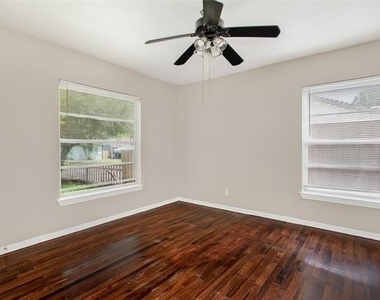 10943 Desdemona Drive - Photo Thumbnail 17