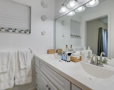3170 Nw 68th Court - Photo Thumbnail 26