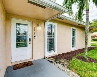 3170 Nw 68th Court - Photo Thumbnail 2