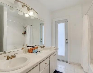 3170 Nw 68th Court - Photo Thumbnail 24