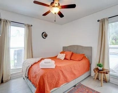 3170 Nw 68th Court - Photo Thumbnail 22