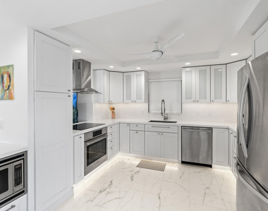 121 Golden Isles Drive - Photo Thumbnail 31