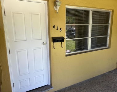 638 Ne 138th Street - Photo Thumbnail 2