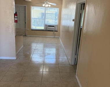 638 Ne 138th Street - Photo Thumbnail 4