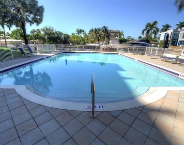1391 S Ocean Boulevard - Photo Thumbnail 2