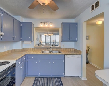 9940 S Ocean Drive - Photo Thumbnail 13