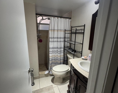725 Lori Drive - Photo Thumbnail 11