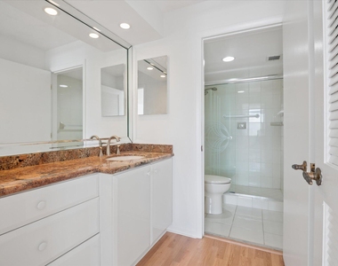 1010 S Ocean Boulevard - Photo Thumbnail 6