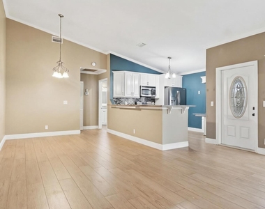 5694 Northpointe Lane - Photo Thumbnail 24