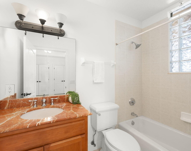 20 Orange Avenue - Photo Thumbnail 6