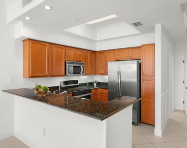 20 Orange Avenue - Photo Thumbnail 9