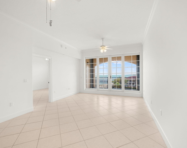 20 Orange Avenue - Photo Thumbnail 15