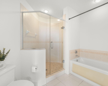 20 Orange Avenue - Photo Thumbnail 19