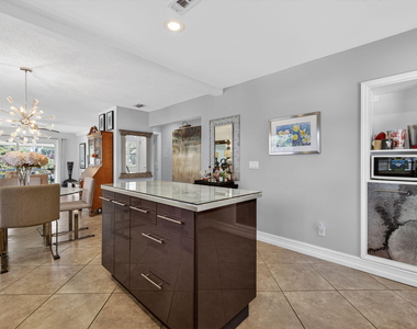 1225 Nw 21st Street - Photo Thumbnail 6