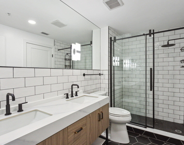 250 Ne 3rd Avenue - Photo Thumbnail 9