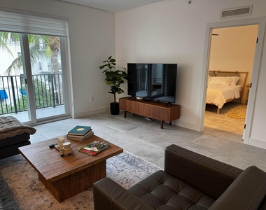250 Ne 3rd Avenue - Photo Thumbnail 26