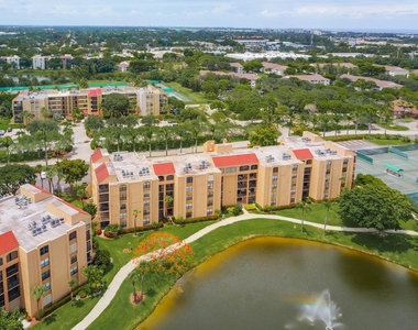 2455 Lindell Boulevard - Photo Thumbnail 30