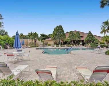 2455 Lindell Boulevard - Photo Thumbnail 24
