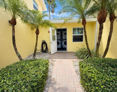 2660 Ne 8th Avenue - Photo Thumbnail 16