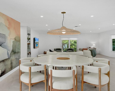 5581 Ne 31st Avenue - Photo Thumbnail 14