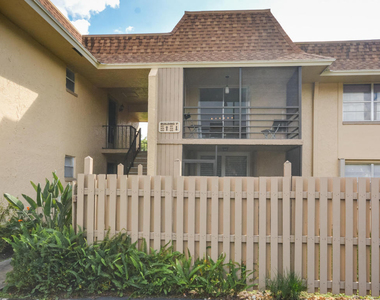 1231 Nw 13th Street - Photo Thumbnail 2