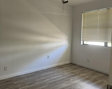 5201 Sw 31st Street - Photo Thumbnail 7